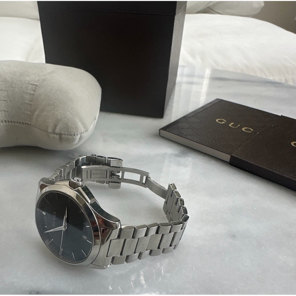 Gucci Watch - Picture 2 of 5